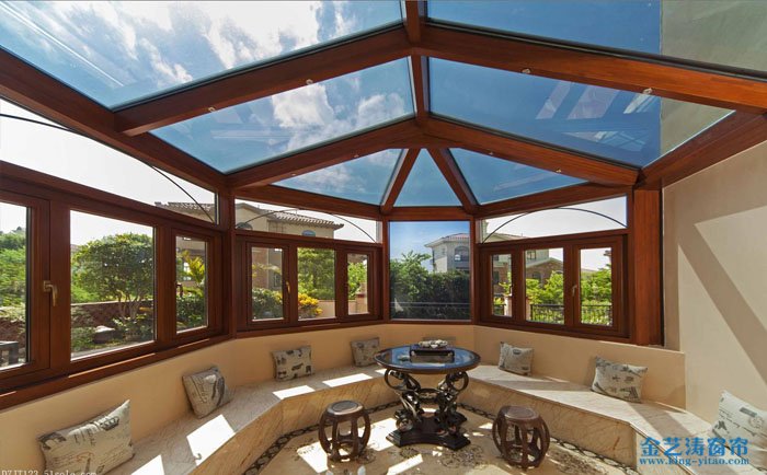 玻璃陽光房裝電動天棚簾好不好?電動天棚簾的優缺點 陽光房電動天棚簾