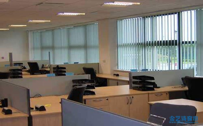 家用電動窗簾好不好?聽小編來分析分析 電動窗簾