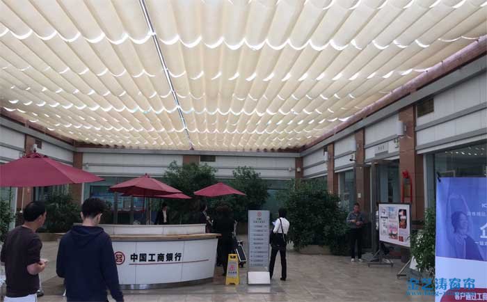 禪城區汾江南路麗日豪庭工商銀行大堂電動遮陽天棚簾安裝工程 禪城區汾江南路電動遮陽天棚簾安裝